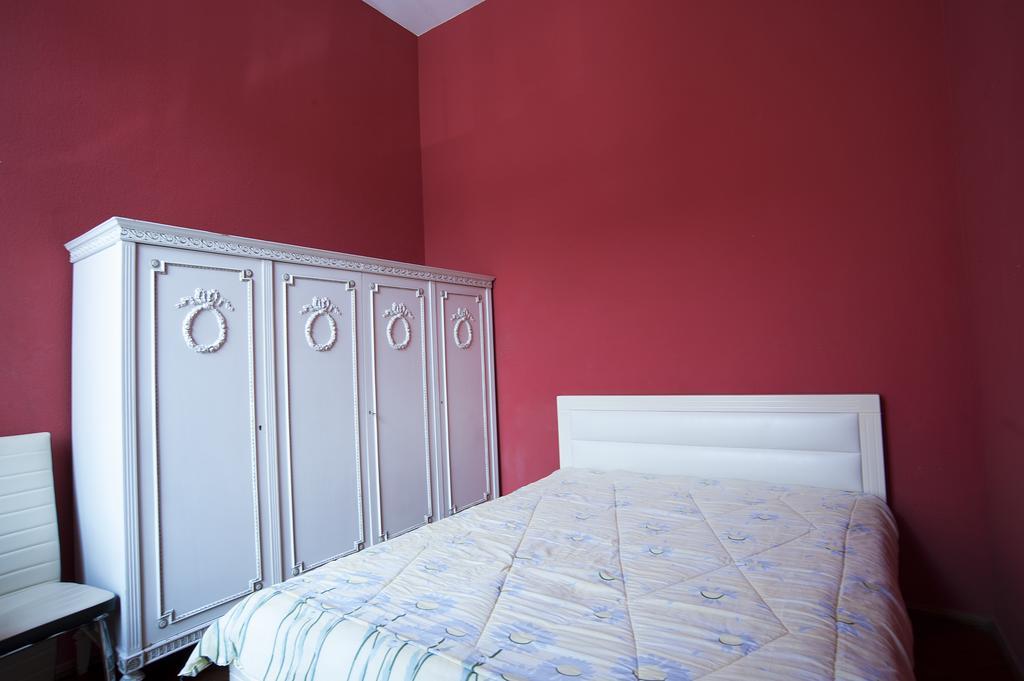 Apartment In Purtseladze Street Tbilisi Eksteriør billede